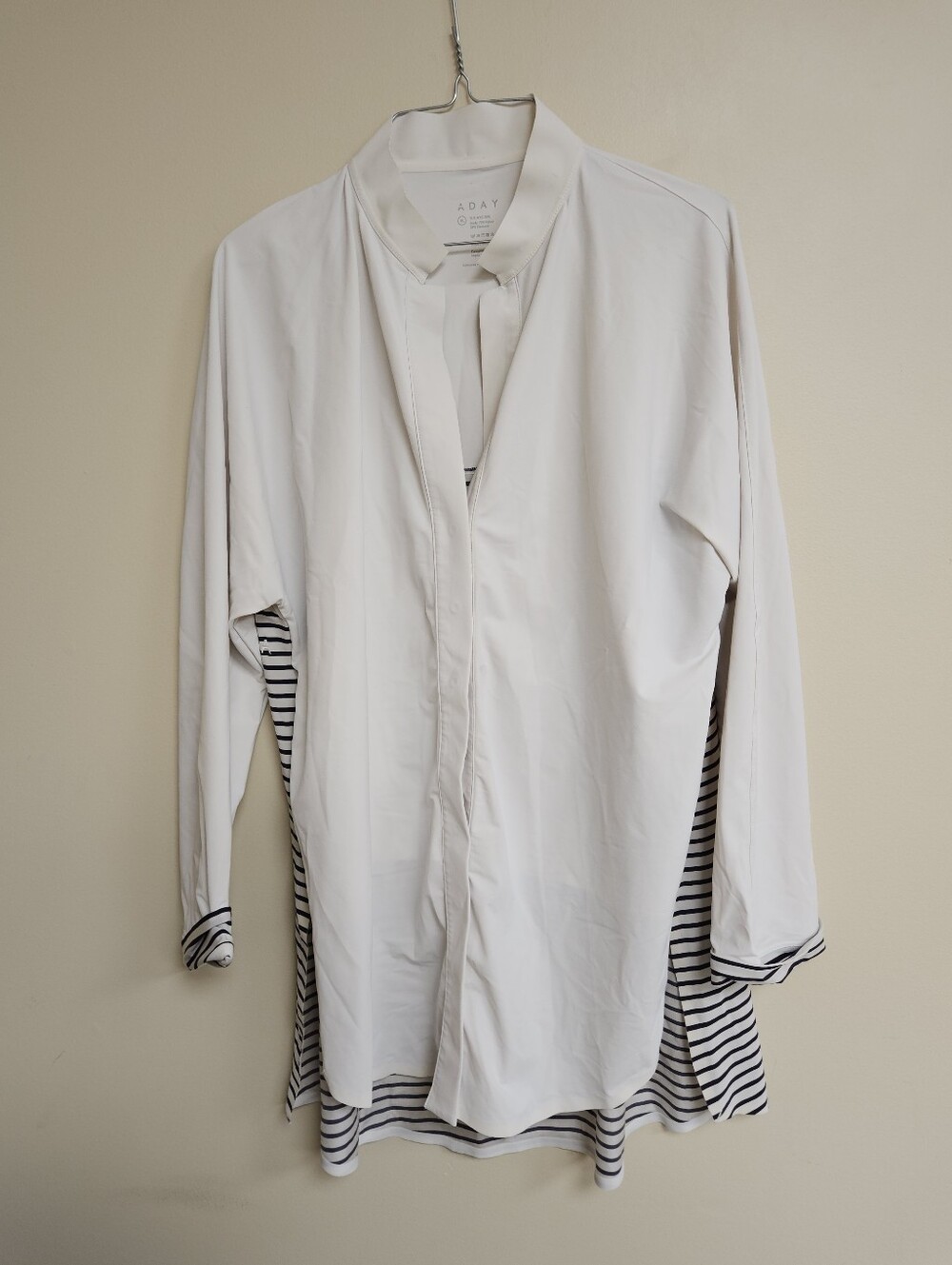 ADAY SOMETHING BORROWED SHIRT Striped SIZE XL Technical Silk Minimalist